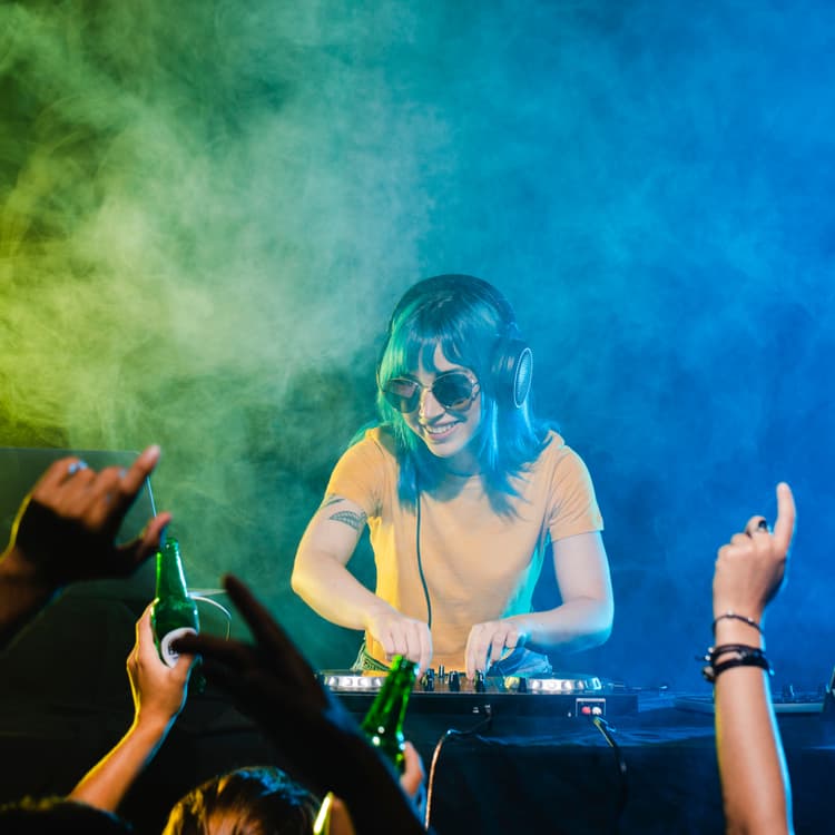 Celovečerní DJ Set na přání